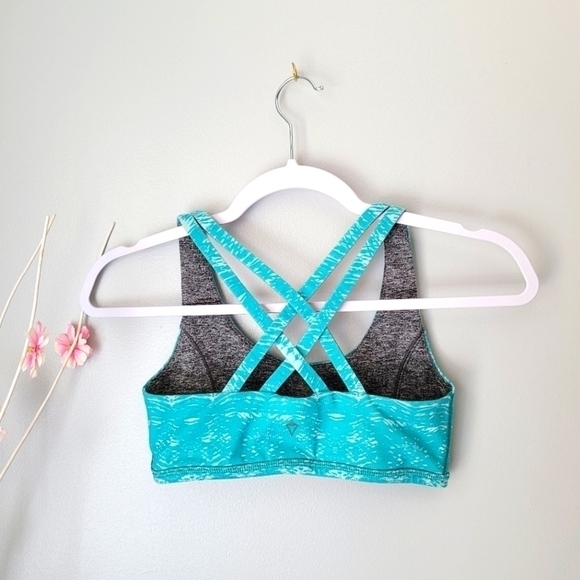 IVIVVA Reverible Sport Bra - Picture 2 of 7